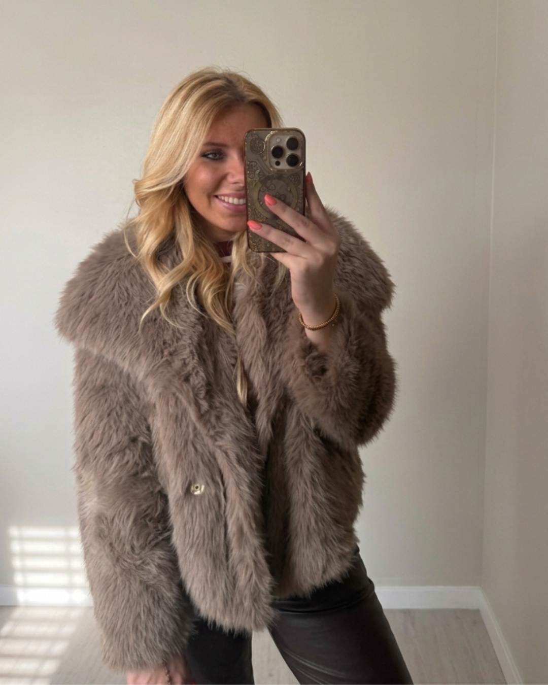 Faux Fur Jas taupe